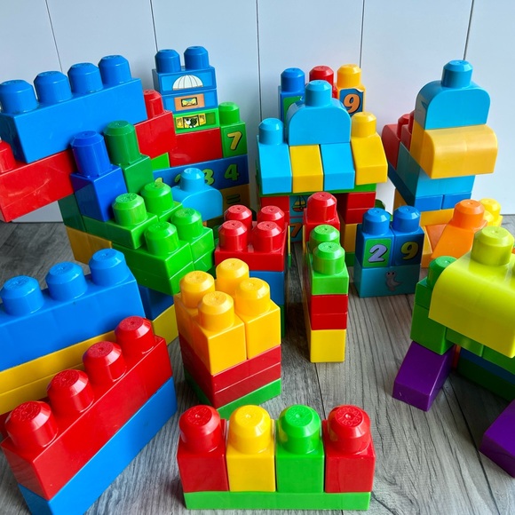 MEGA BLOKS building brick STEM toys 122 bricks - Picture 2 of 11